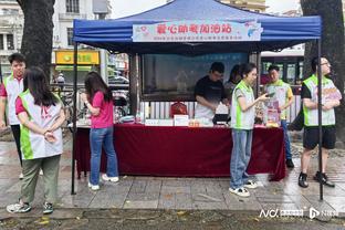 打入绝平进球！库卢本场数据：传射建功，1次关键传球，评分7.8分